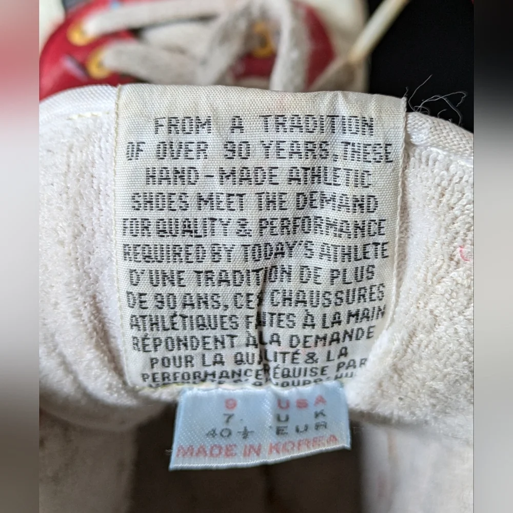 Vintage Reeboks - Picture 7 of 7